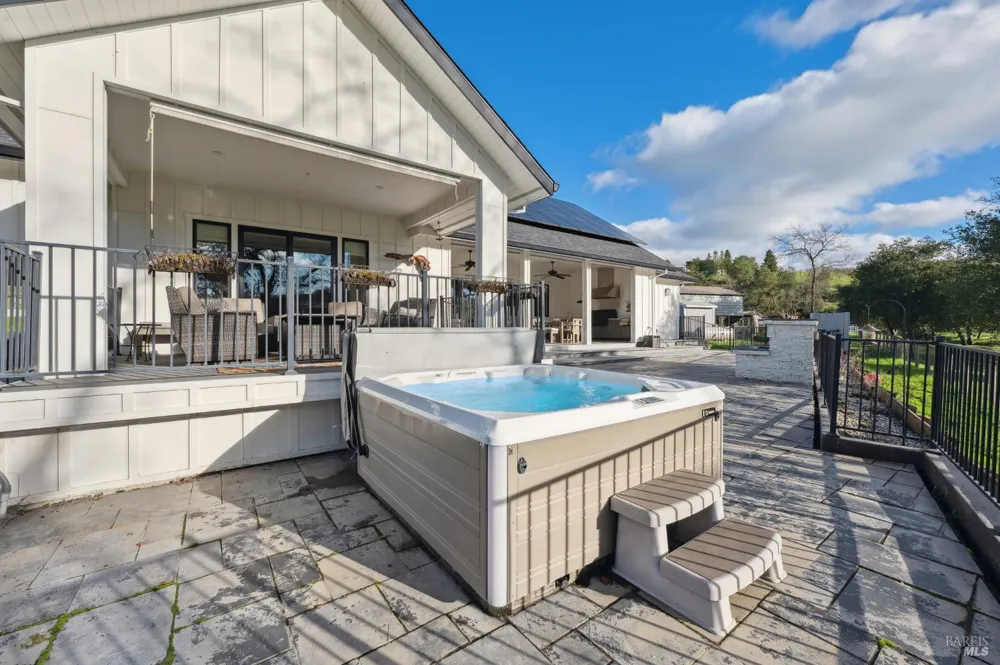1840 Riebli Road Santa Rosa, CA 95404