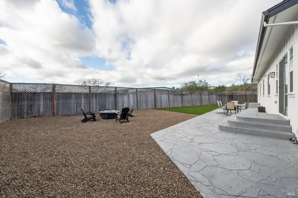 1840 Riebli Road Santa Rosa, CA 95404