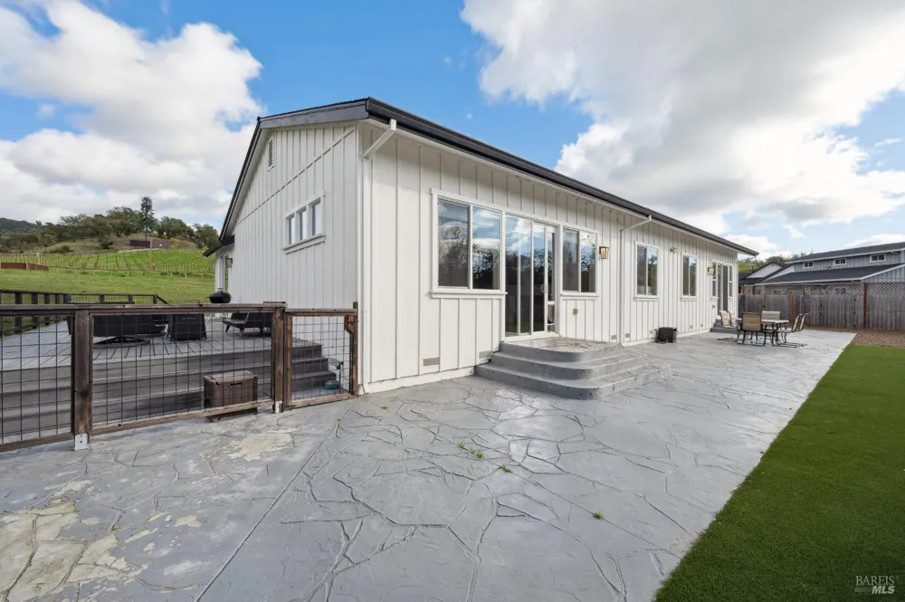1840 Riebli Road Santa Rosa, CA 95404