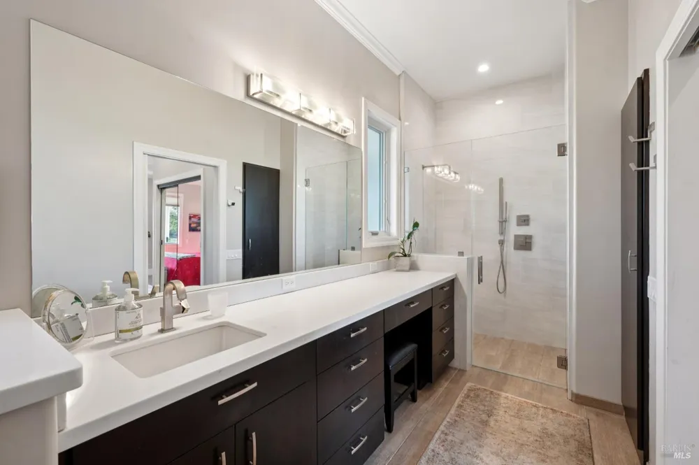 1840 Riebli Road Santa Rosa, CA 95404