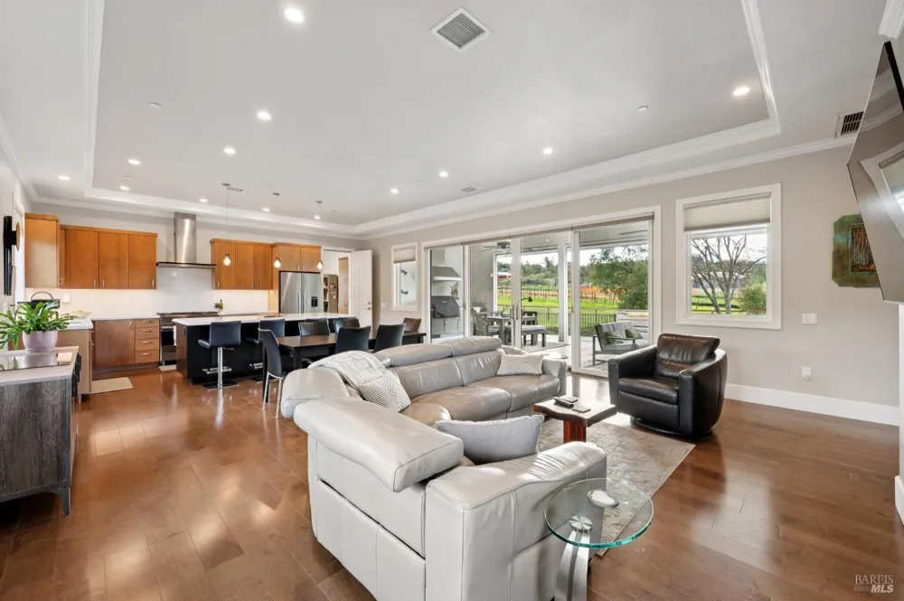 1840 Riebli Road Santa Rosa, CA 95404