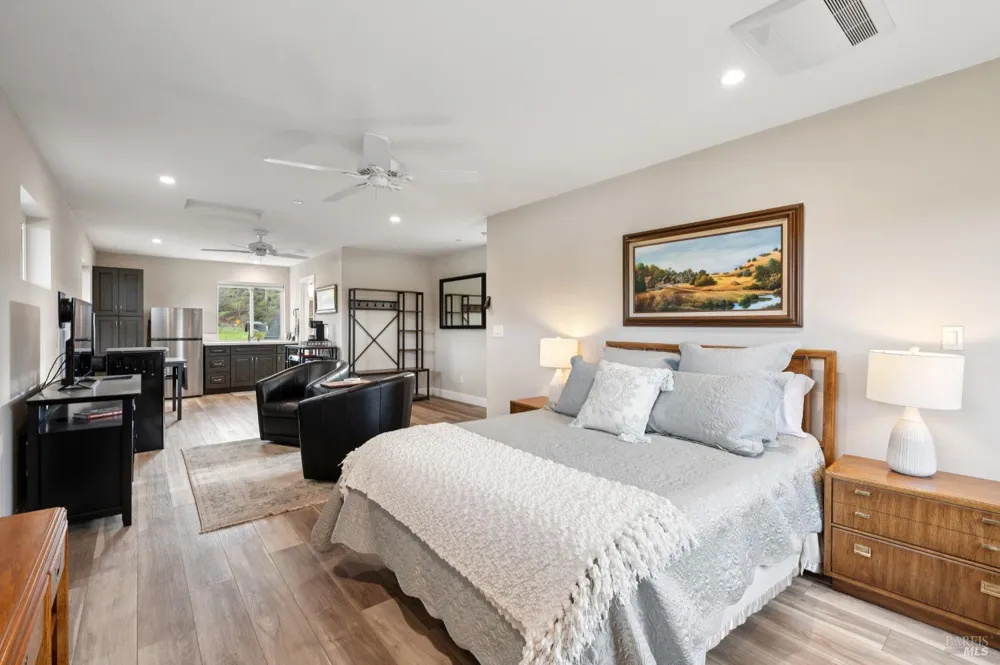 1840 Riebli Road Santa Rosa, CA 95404