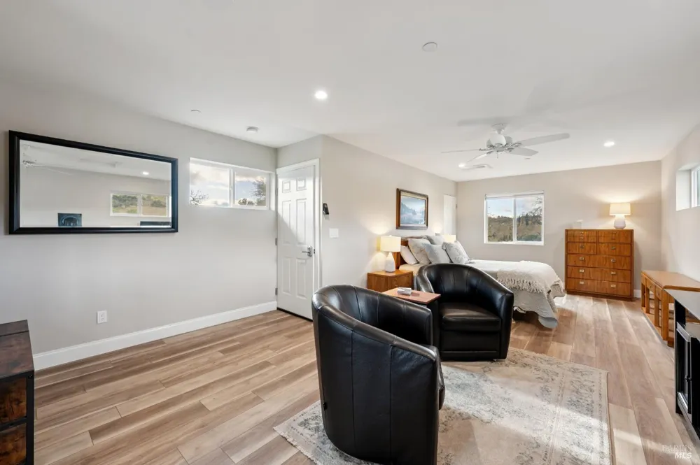1840 Riebli Road Santa Rosa, CA 95404
