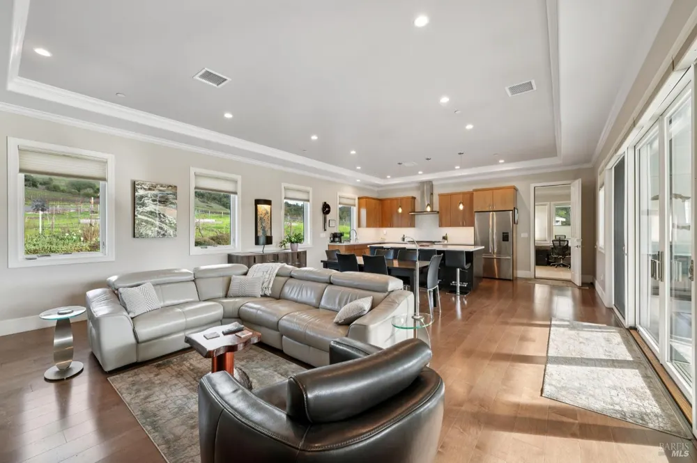 1840 Riebli Road Santa Rosa, CA 95404