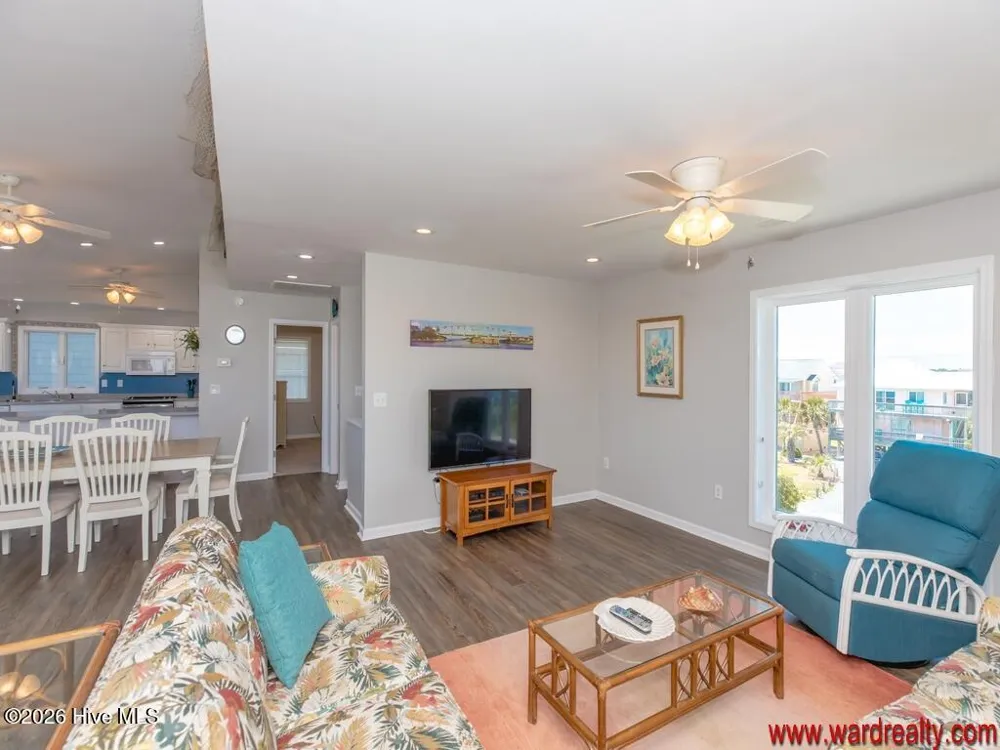 201 S Anderson Boulevard Topsail Beach, NC 28445
