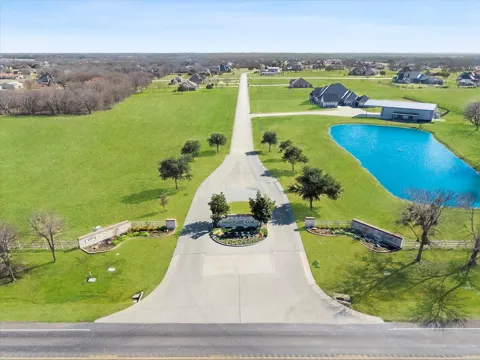 649 Horseshoe Bend