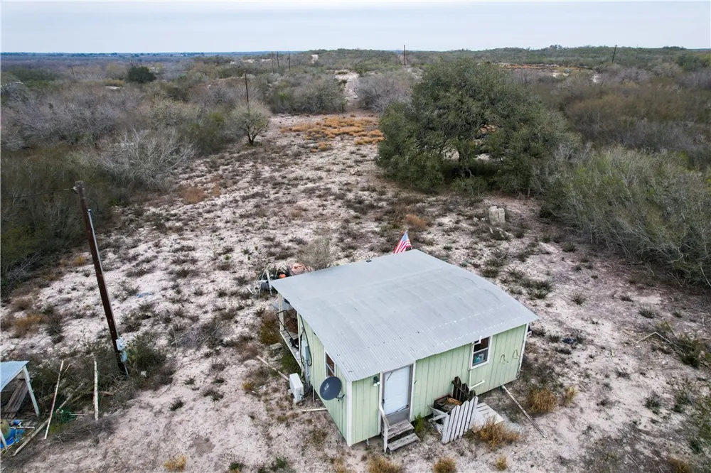 1828 Fm 534 George West, TX 78368