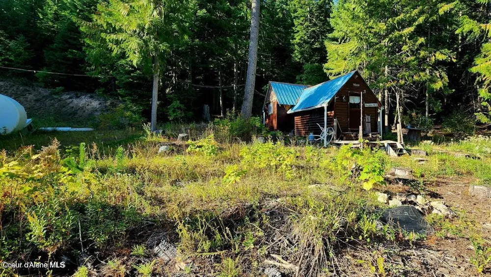 1530 Dusty Lane St. Maries, ID 83861
