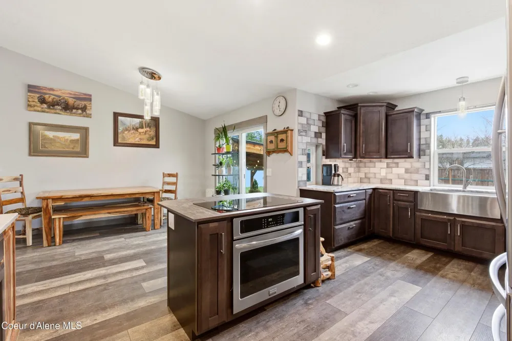 858 E Maple Place Hayden, ID 83835