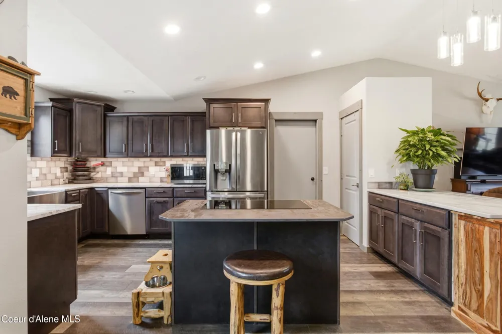 858 E Maple Place Hayden, ID 83835
