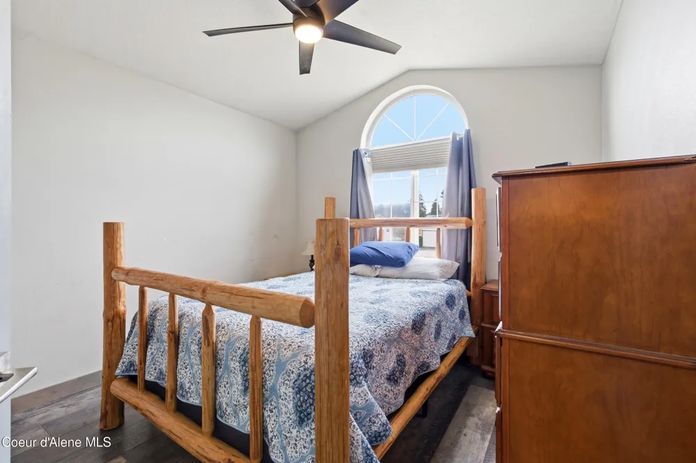 858 E Maple Place Hayden, ID 83835