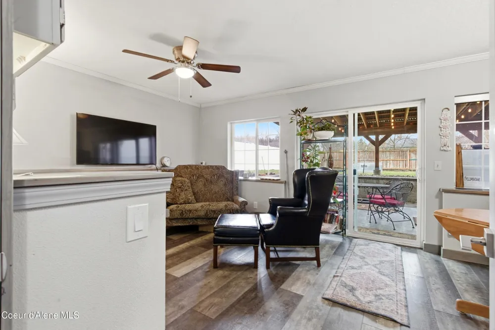 858 E Maple Place Hayden, ID 83835