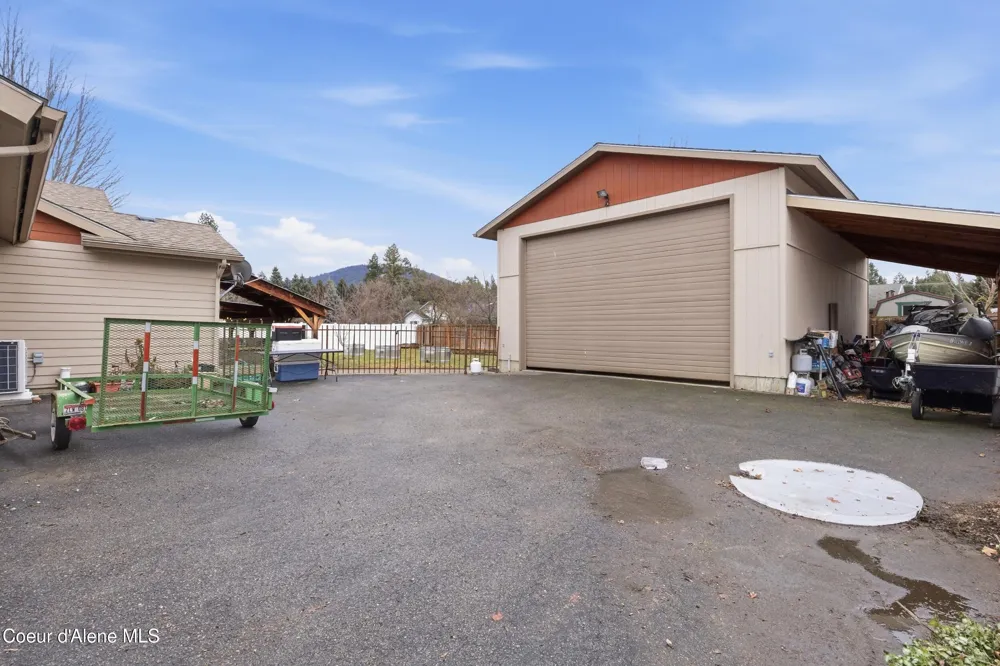 858 E Maple Place Hayden, ID 83835