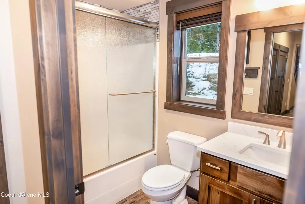 96 Palouse Drive Nordman, ID 83848