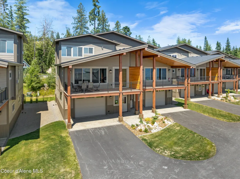 96 Palouse Drive Nordman, ID 83848
