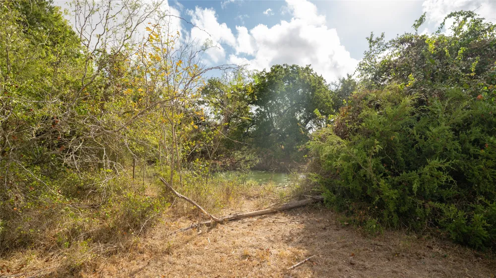 2054 County Road 334 Rockdale, TX 76567