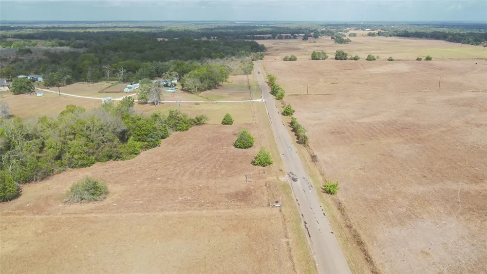 2054 County Road 334 Rockdale, TX 76567