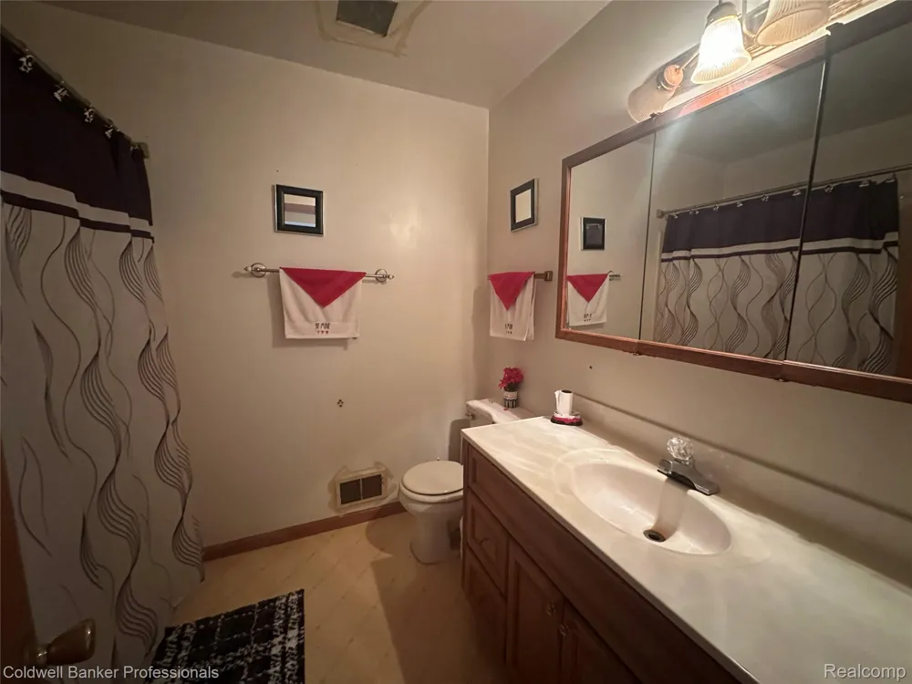3419 Burnside Road Marathon Township, MI 48464