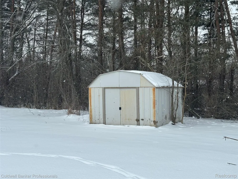 3419 Burnside Road Marathon Township, MI 48464