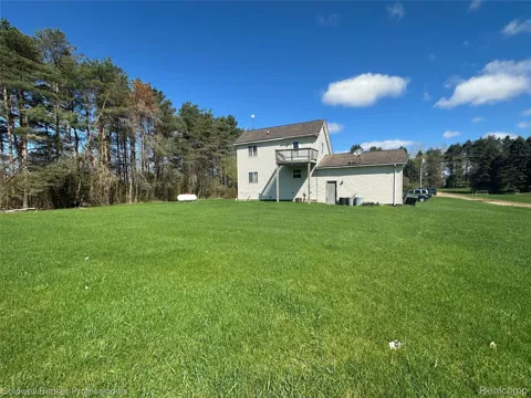 3419 Burnside Road