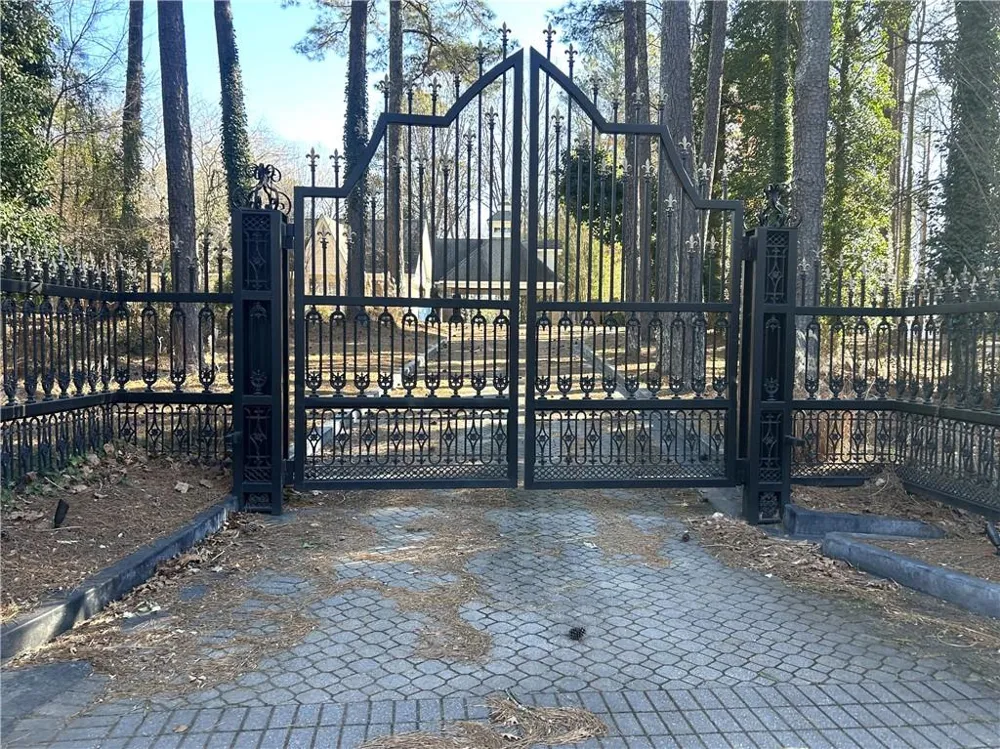 13039 Freemanville Road