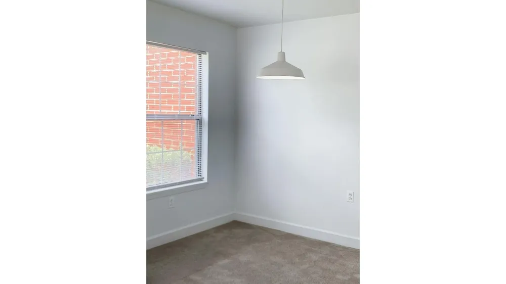 421 W Water St Flint, MI 48503