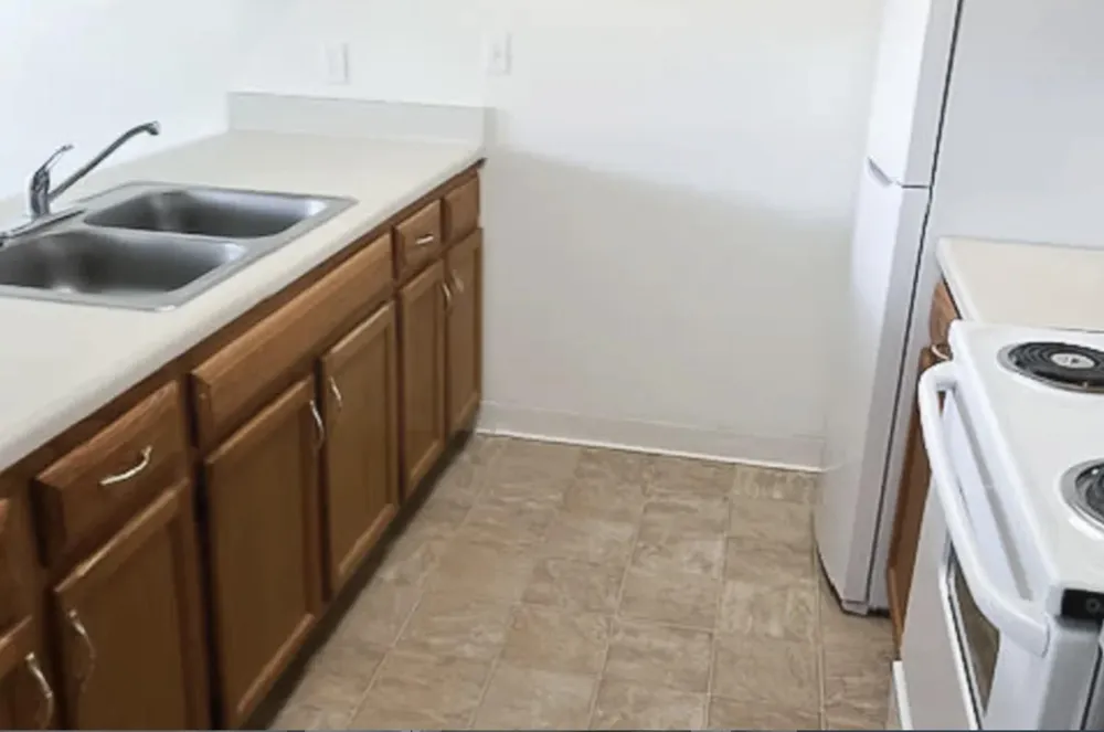 421 W Water St Flint, MI 48503