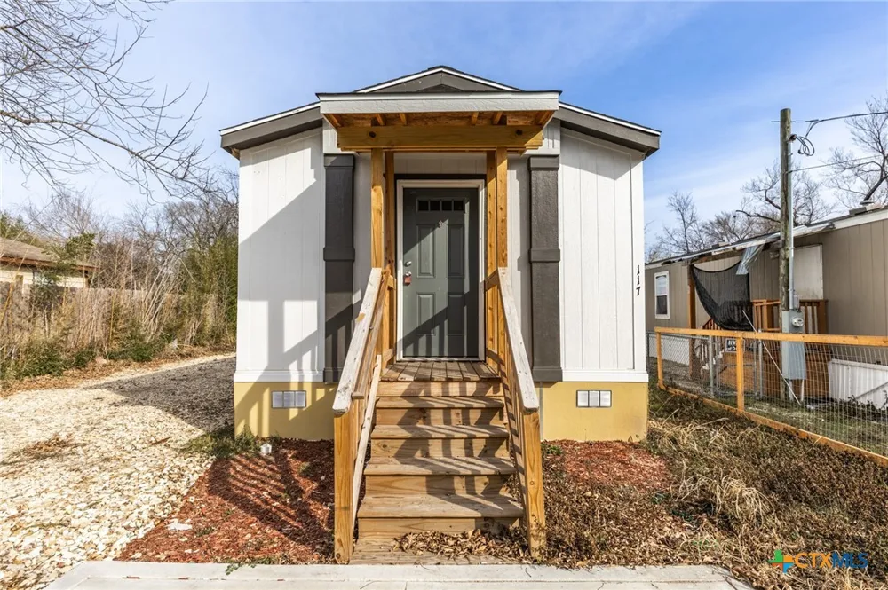 117 Royal Taylor, TX 76574