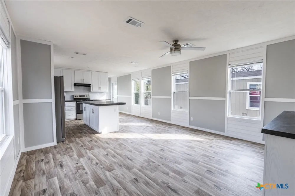 117 Royal Taylor, TX 76574