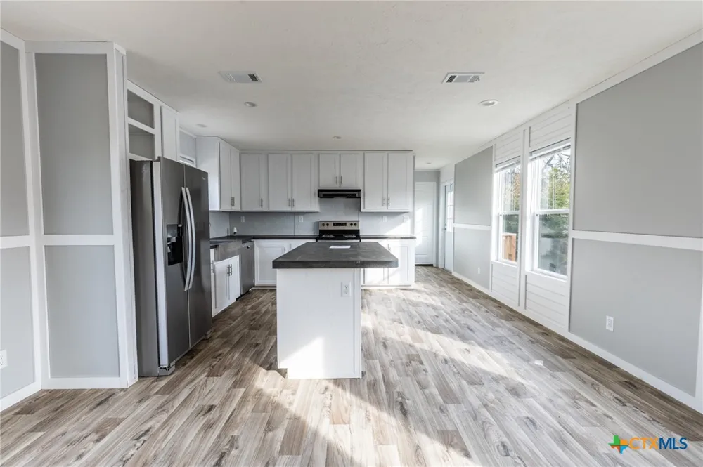 117 Royal Taylor, TX 76574