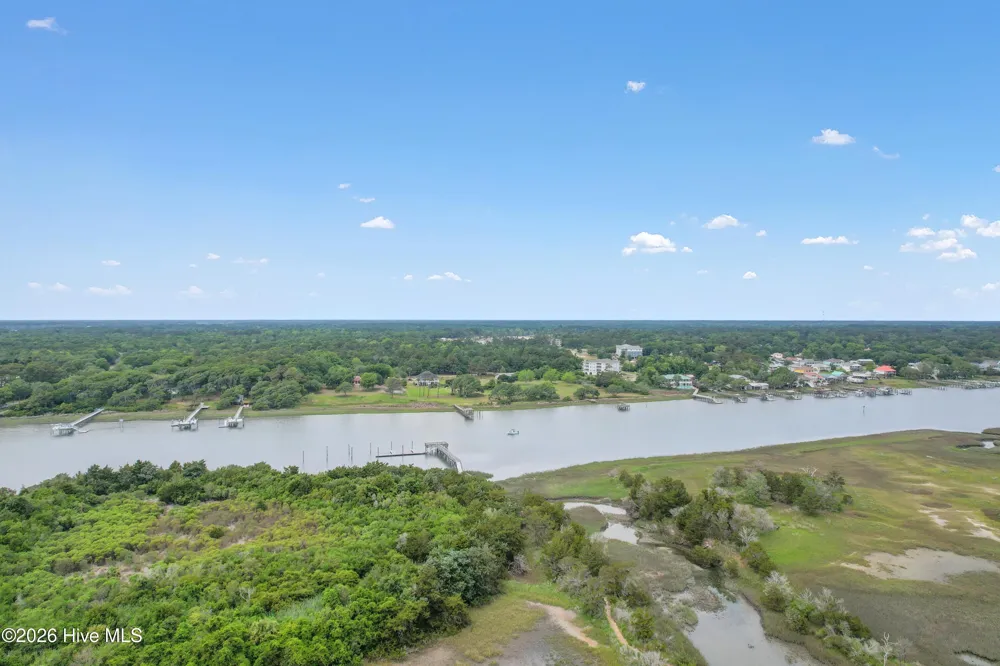 1056 Tide Ridge Drive Holden Beach, NC 28462
