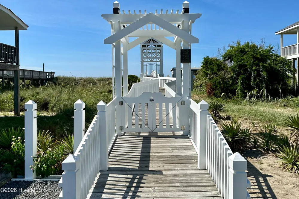 1056 Tide Ridge Drive Holden Beach, NC 28462
