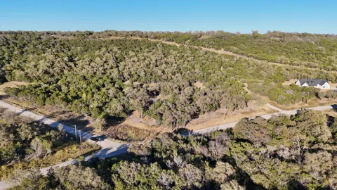 WOODED ACRES DRIVE