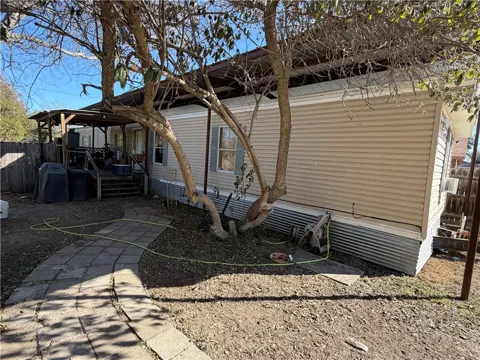 409 E Tullos Street