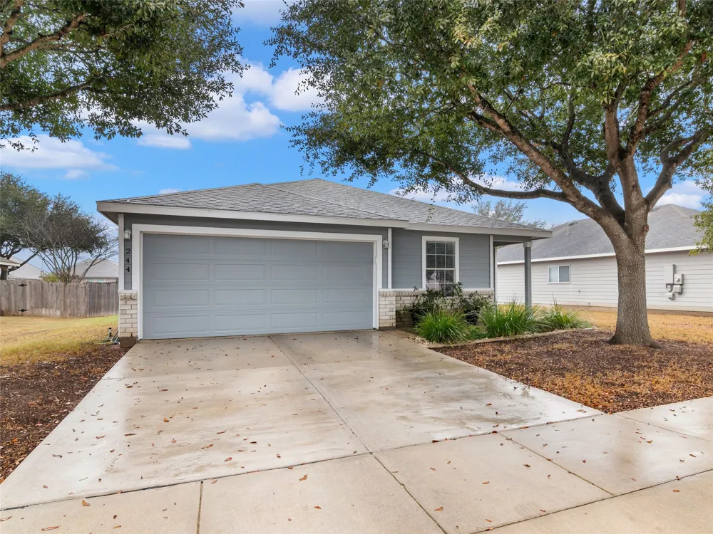 244 Cactus Patch Selma, TX 78154