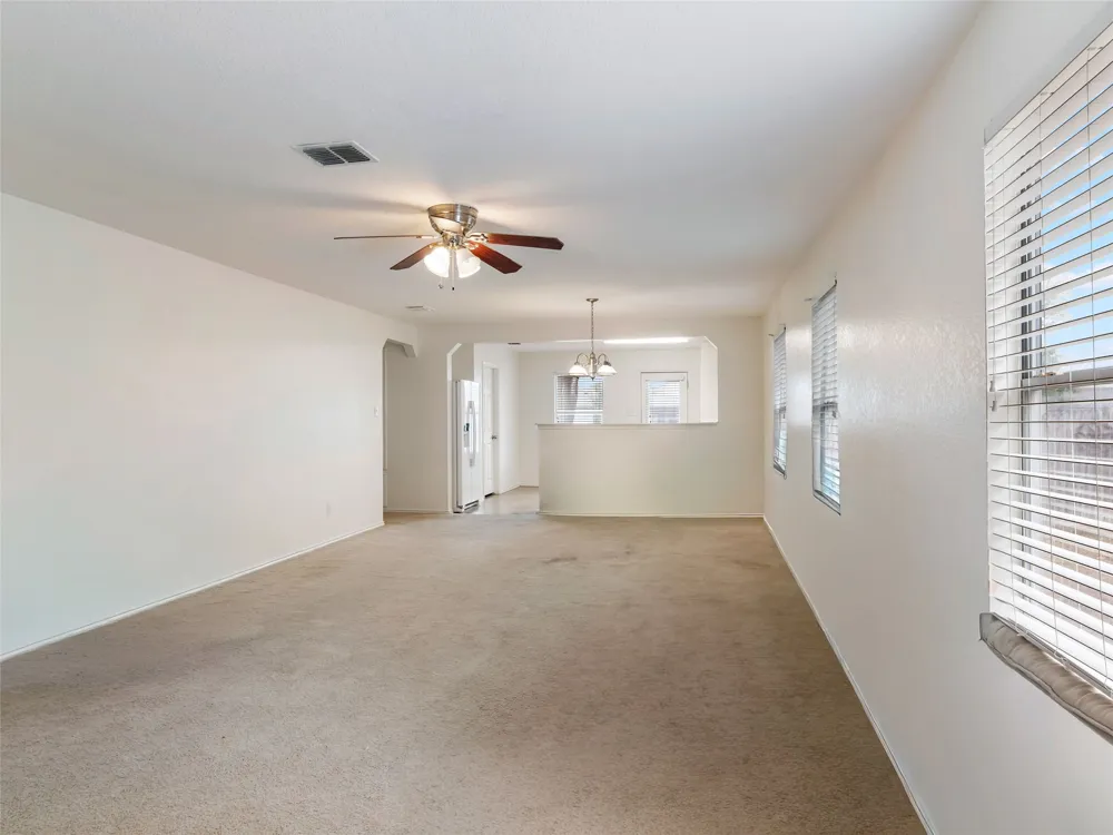 244 Cactus Patch Selma, TX 78154