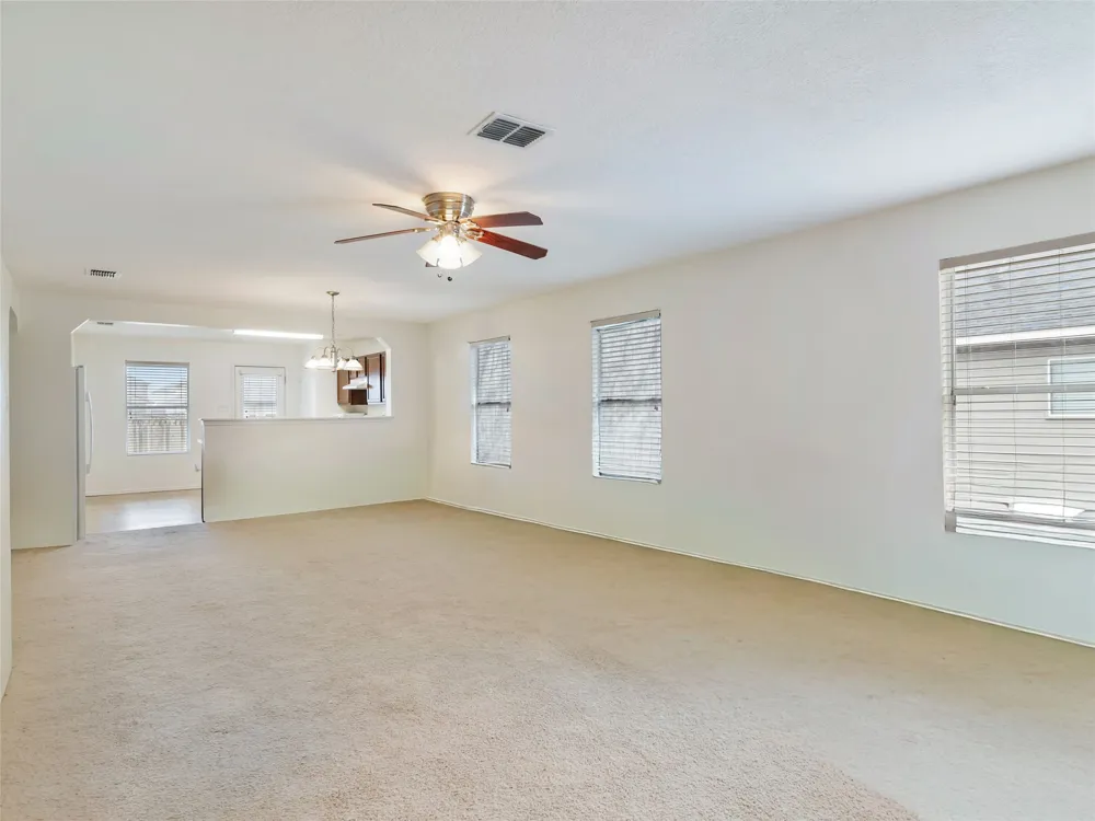 244 Cactus Patch Selma, TX 78154