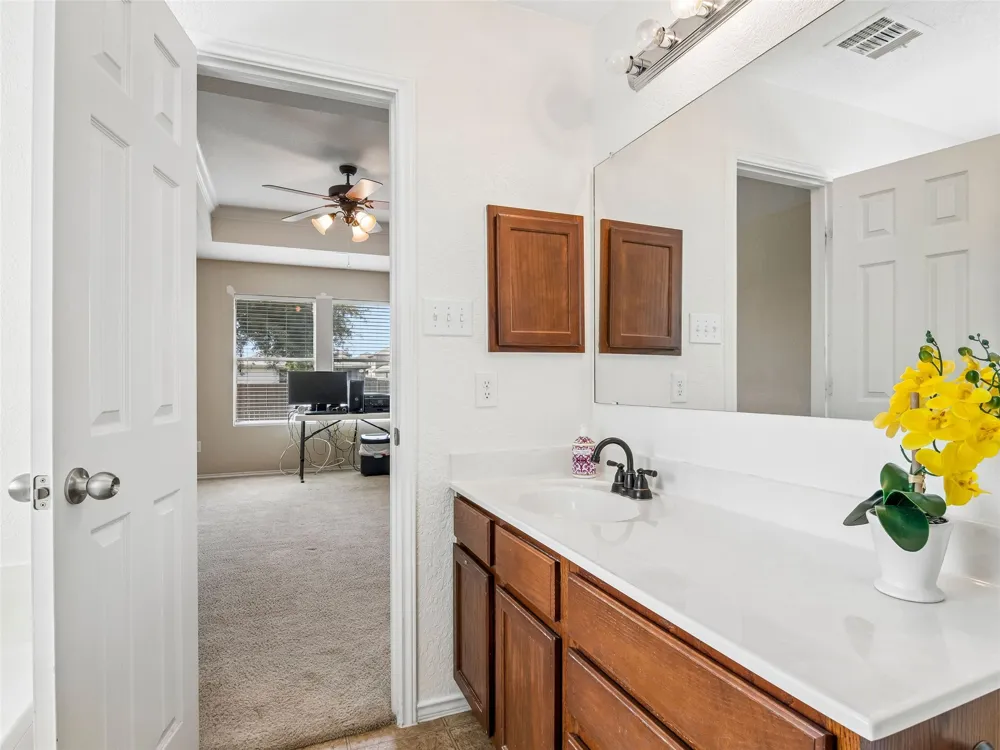 244 Cactus Patch Selma, TX 78154