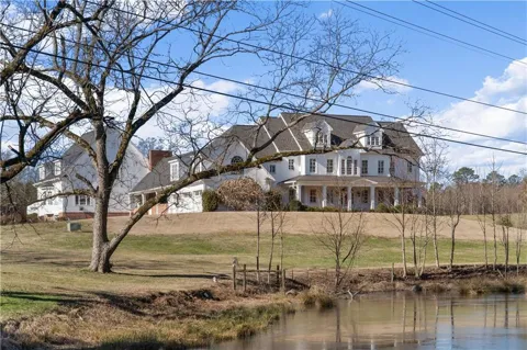 31 Duck Pond Road