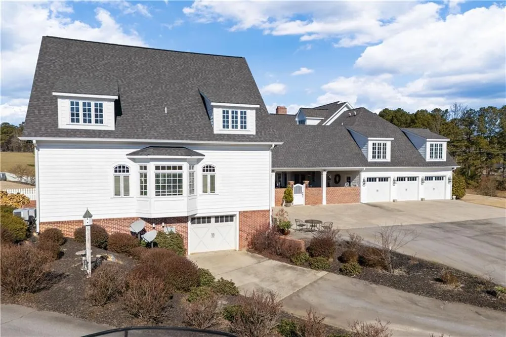 31 Duck Pond Road Roopville, GA 30170