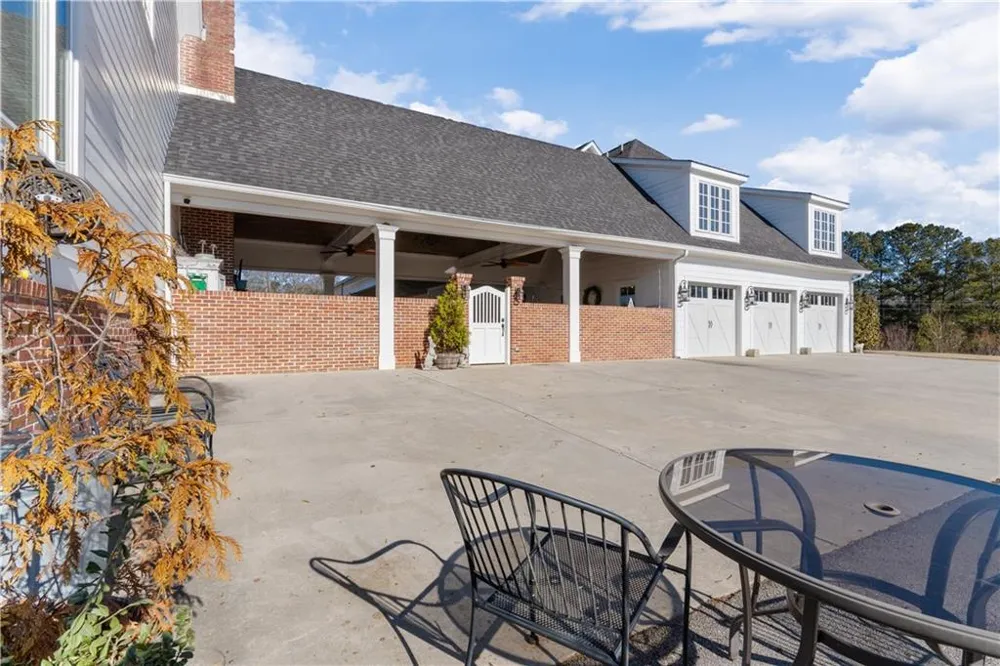 31 Duck Pond Road Roopville, GA 30170