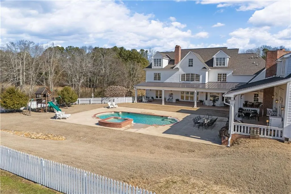 31 Duck Pond Road Roopville, GA 30170
