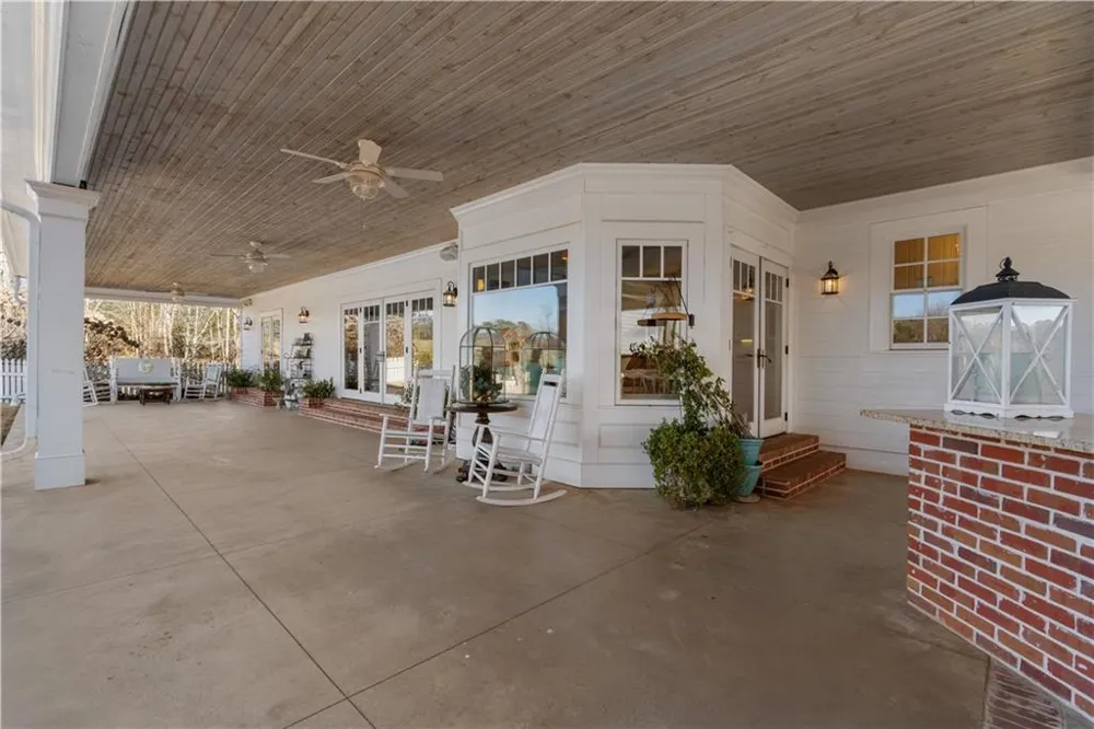 31 Duck Pond Road Roopville, GA 30170