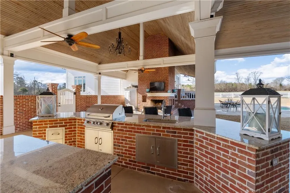 31 Duck Pond Road Roopville, GA 30170