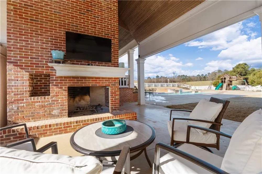 31 Duck Pond Road Roopville, GA 30170