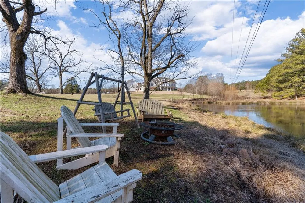 31 Duck Pond Road Roopville, GA 30170