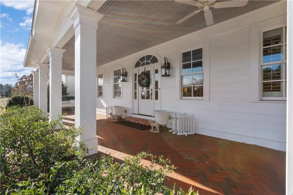 31 Duck Pond Road Roopville, GA 30170