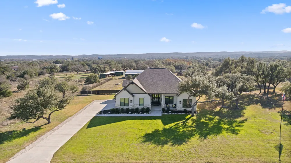 225 Spicewood Trails Drive