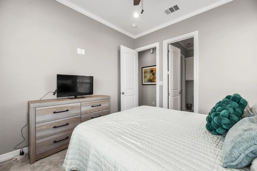 3016 Lake Ridge Drive Streetman, TX 75859