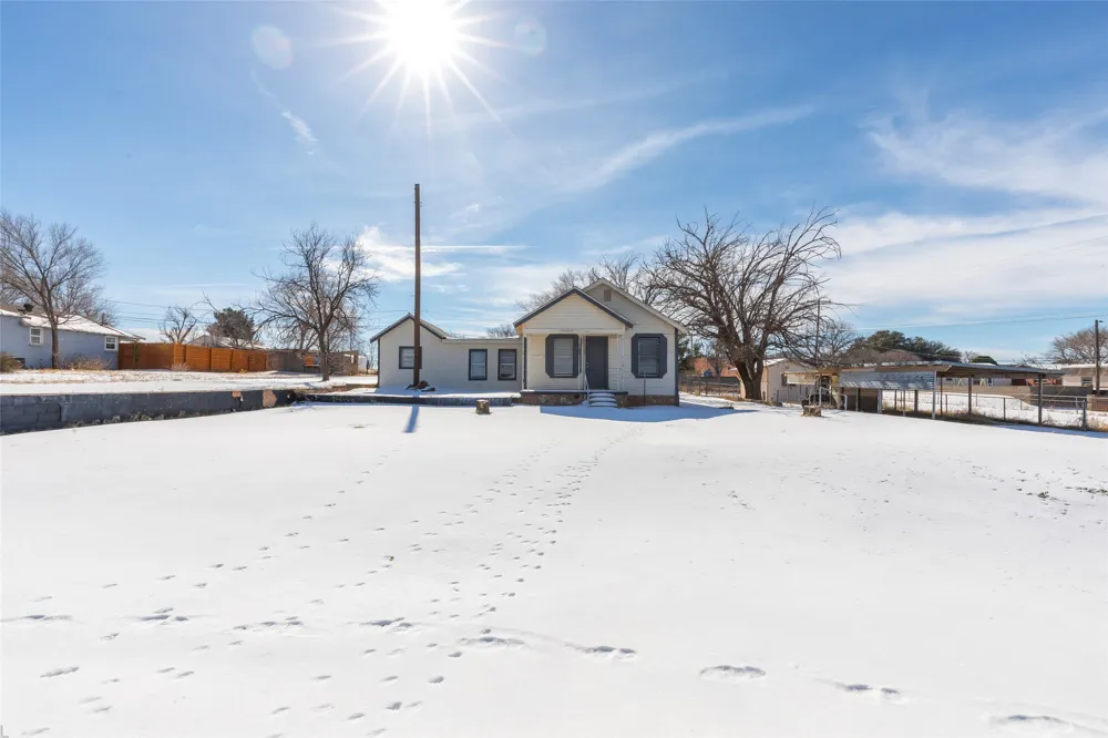 1902 Bristol Drive Sweetwater, TX 79556